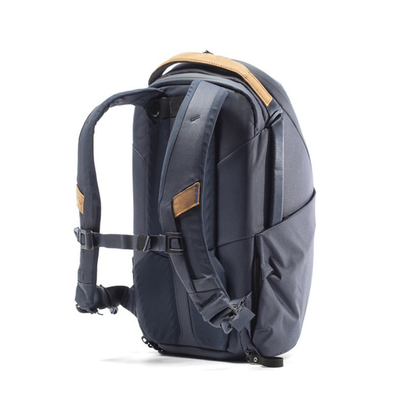 Peak Design Everyday Backpack Zip 15L v2 in Midnight – image 2