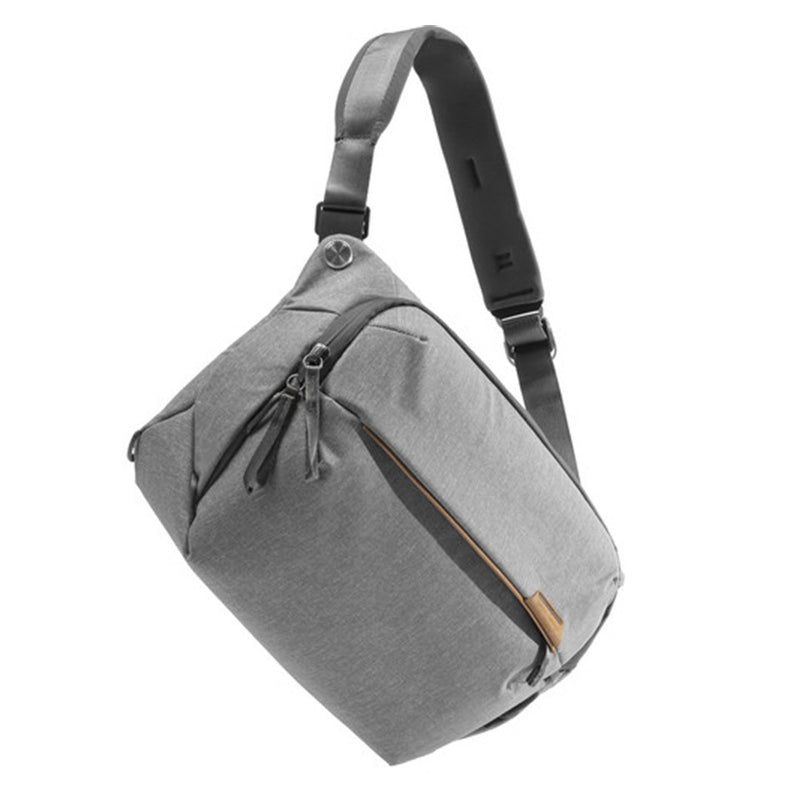 Peak Design Everyday Sling 10L v2 – Ash · Camera Sling · 13" Laptop · FlexFold Dividers