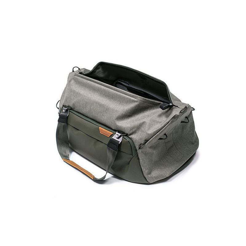 Peak Design Travel Duffel 35L Sage carry-on duffel bag – image 2