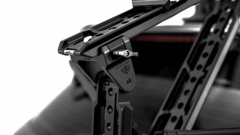 Tilta Hydra Alien Pro Electronic Mounting Kit V-Moun มุมมองด้านข้าง