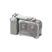 กล้องแอคชั่น Insta360 Ace Pro 2 พร้อมชุดอุปกรณ์ Xplorer สี Moonlight Silver