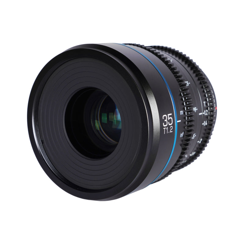 เลนส์ SIRUI Night Walker 35mm เทียบเท่าประมาณ 49mm