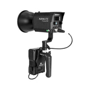 อะแดปเตอร์แบตเตอรี่ Nanlite BT-BG-XLR4 มีด้ามจับ