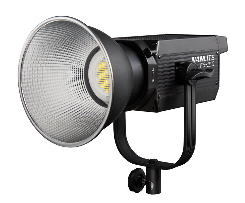 ไฟสตูดิโอ LED Daylight Nanlite FS-150 สว่าง 26,380 lux ที่ 1 เมตร
