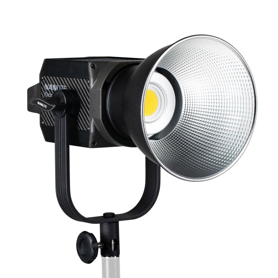 Nanlite Forza 200 200W daylight LED studio light – 37,540 lux at 1 m