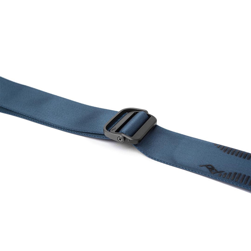 Peak Design Slide camera strap in Midnight – image 2
