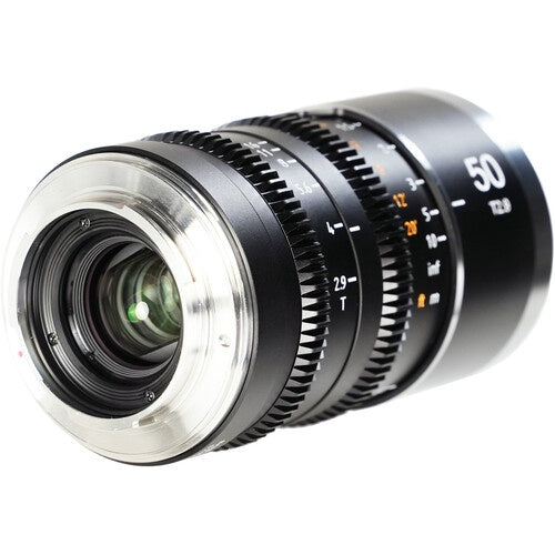 เลนส์ SIRUI Saturn V2 50mm หนักราว 485 กรัม