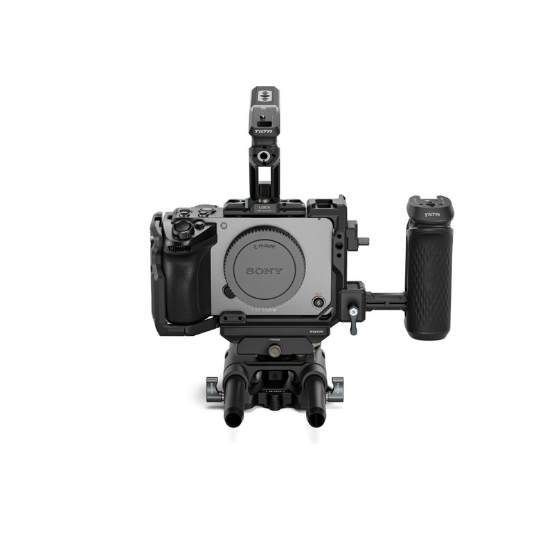 Tilta Camera Cage Pro Kit จุดยึดและพอร์ตเชื่อมต่อ